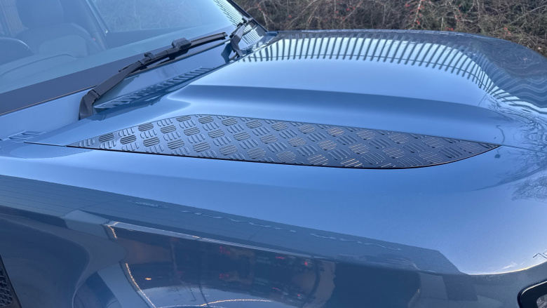 Land Rover Defender 3.0 D250 X-Dynamic SE 90 3dr Auto Diesel Estate